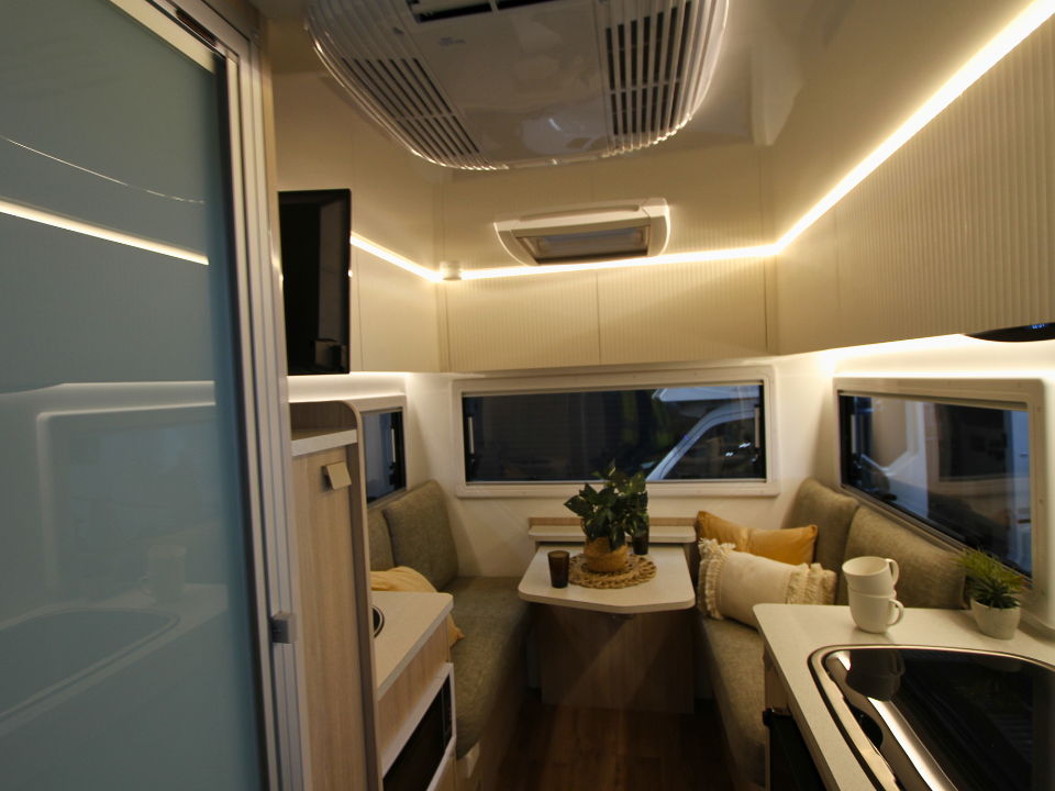 Sherwood E-2 kitchen