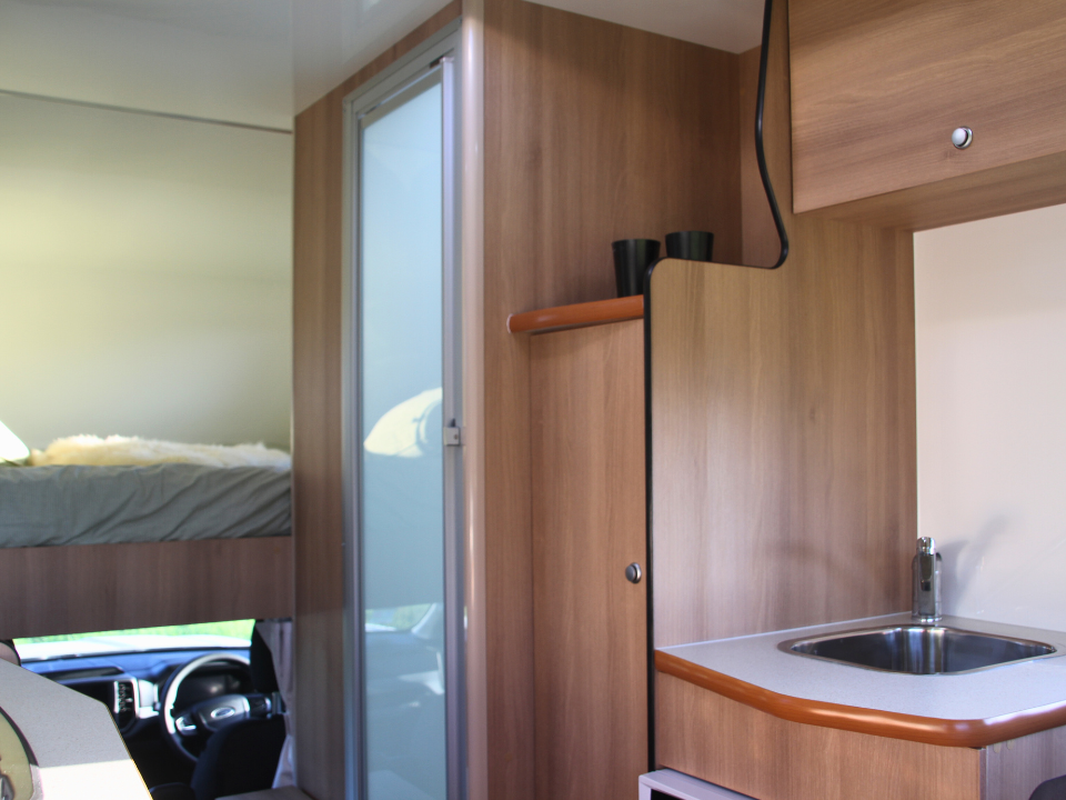 Sherwood R-2 front view