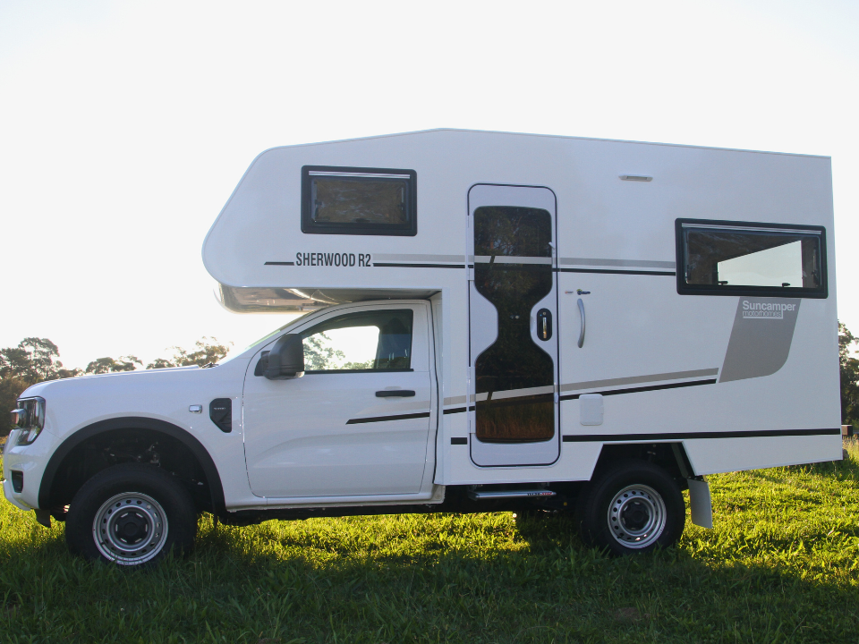 Sherwood R-2 kitchen